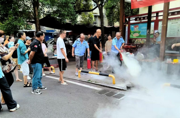 以“练”促防，共筑社区安全“防火墙”